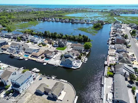 86 Longpoint Dr, Brick, NJ 08723 photo 29