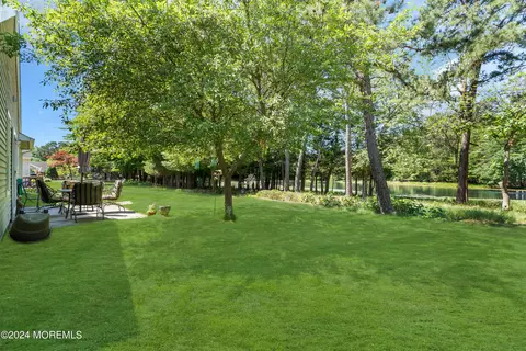 Exterior - 39 Canterbury Dr, Forked River, NJ 08731 photo 9 of 11