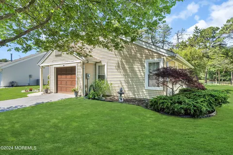 Exterior - 39 Canterbury Dr, Forked River, NJ 08731 photo 6 of 11