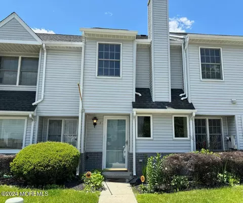 7 Westchester Dr, Little Egg Harbor, NJ 08087