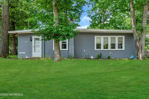 77 Iris St, Browns Mills, NJ 08015