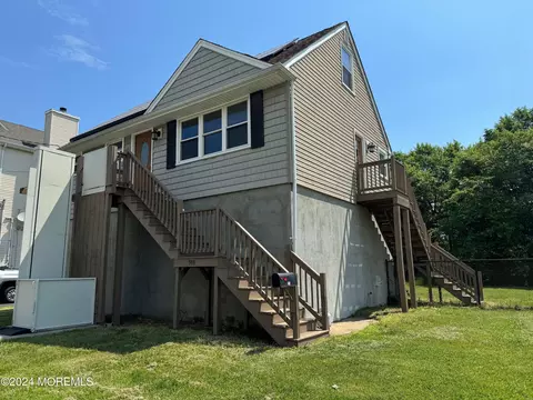 914 Harris Ave, Union Beach, NJ 07735