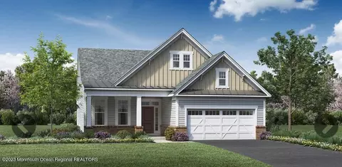 40 Sofia Dr, Manalapan, NJ 07726
