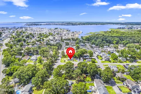 15 Coast Dr, Brick, NJ 08723