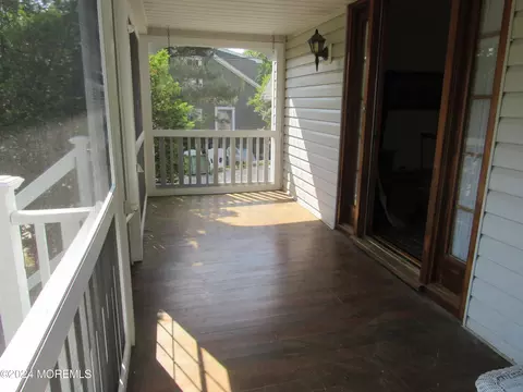 Exterior - 236 Mantoloking Rd, Brick, NJ 08723 photo 5 of 11