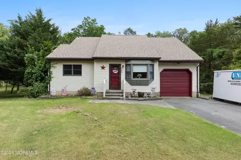 185 Mill St, West Creek, NJ 08092