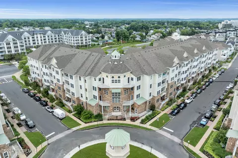 33 Cooper Ave #216, Long Branch, NJ 07740