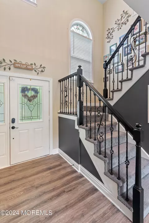 Entry Way - 4 Marybeth Ln, Jackson, NJ 08527 photo 3 of 5