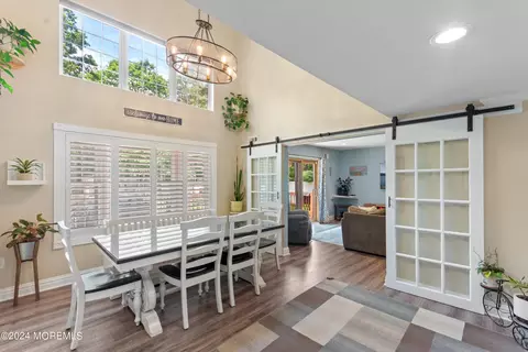 Dining - 4 Marybeth Ln, Jackson, NJ 08527 photo 2 of 3