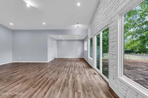 558 Bethany Ln, Brick, NJ 08723 photo 18