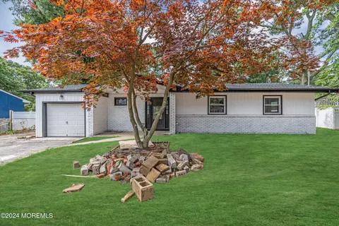 558 Bethany Ln, Brick, NJ 08723