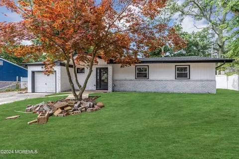 558 Bethany Ln, Brick, NJ 08723 photo 2