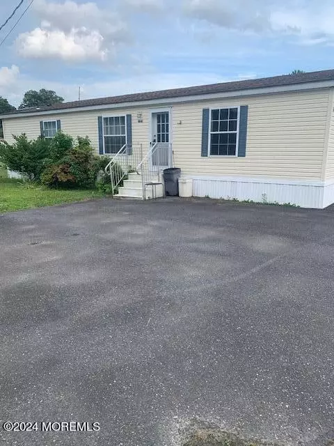181 New Egypt Cookstown Rd #B48, Wrightstown, NJ 08562