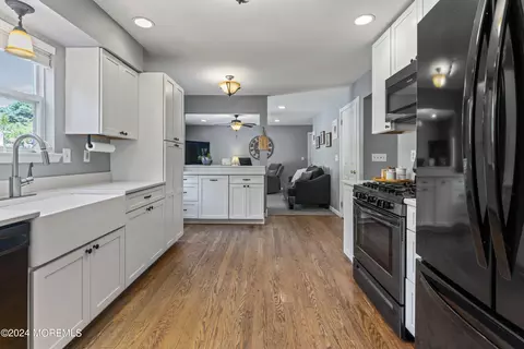 Kitchen - 58 Lorelei Dr, Howell, NJ 07731 photo 3 of 6