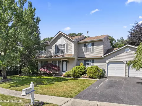 Exterior - 58 Lorelei Dr, Howell, NJ 07731 photo 2 of 8