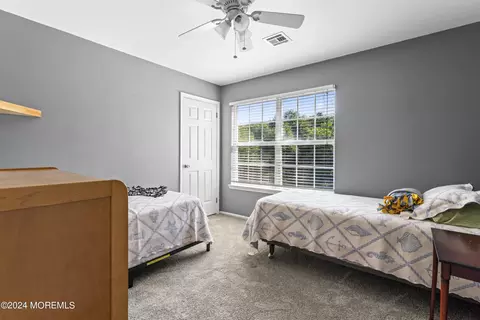 Bedroom - 58 Lorelei Dr, Howell, NJ 07731 photo 4 of 6