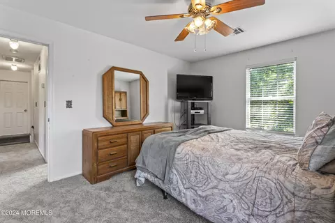Bedroom - 58 Lorelei Dr, Howell, NJ 07731 photo 5 of 6