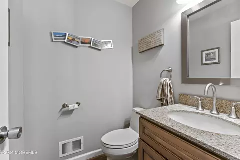 Bath - 58 Lorelei Dr, Howell, NJ 07731 photo 1 of 3