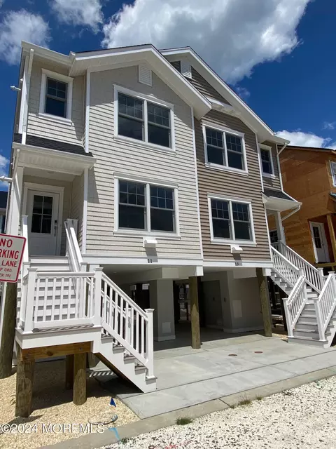 11 Cummins St, Mantoloking, NJ 08738