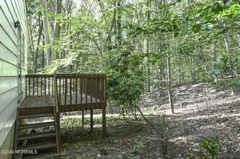 Exterior - 7 Deer Path, Holmdel, NJ 07733 photo 6 of 6