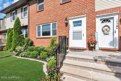 1044 Tammy Ct, Brick, NJ 08724