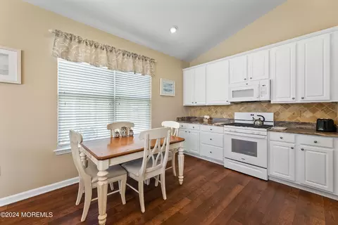 17 Devonshire Way, Jackson, NJ 08527 photo 22