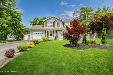 1417 2nd Ave, Toms River, NJ 08757