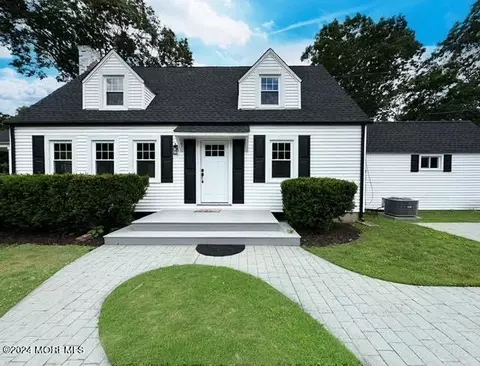 301 Barton Ave, Point Pleasant, NJ 08742