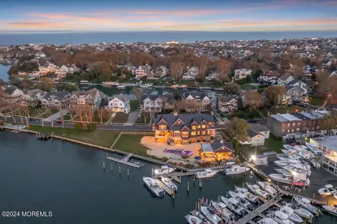 139 Terrace Rd, Belmar, NJ 07719