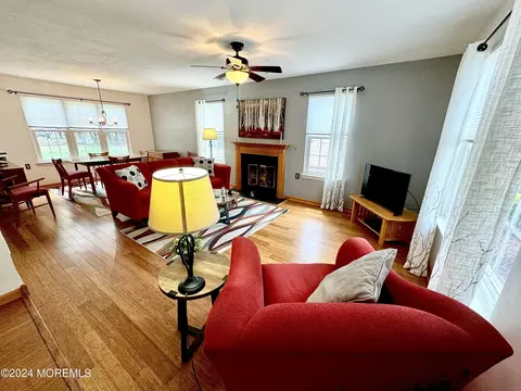 7 Cork Pl, Forked River, NJ 08731 photo 2