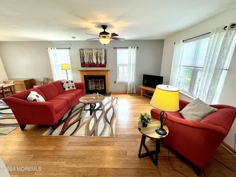 7 Cork Pl, Forked River, NJ 08731 photo 4