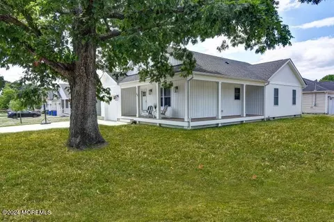 29 E Fourth St, Howell, NJ 07731 photo 31