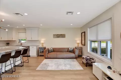29 E Fourth St, Howell, NJ 07731 photo 5