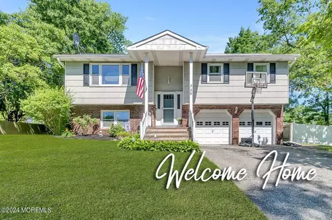 736 Ensign Ave, Beachwood, NJ 08722