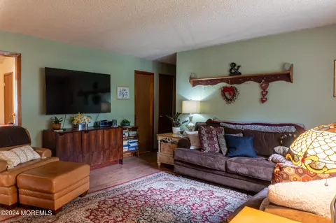 69 Manchester Ave, Forked River, NJ 08731 photo 6