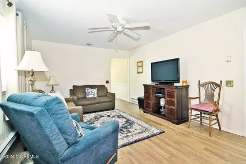 14 Milford Ave #B, Whiting, NJ 08759 photo 10