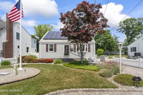 106 W Highland Ave, Atlantic Highlands, NJ 07716