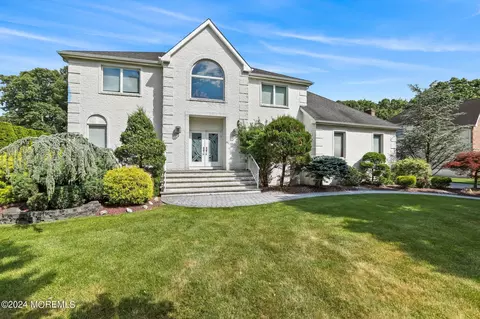 128 Janwich Dr, Morganville, NJ 07751
