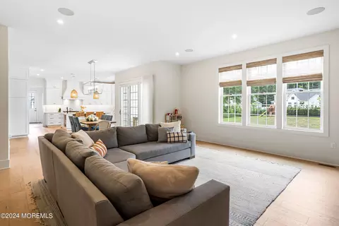 2 Ashbourne Ln, Lincroft, NJ 07738 photo 20