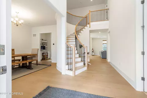 2 Ashbourne Ln, Lincroft, NJ 07738 photo 7