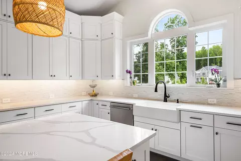 2 Ashbourne Ln, Lincroft, NJ 07738 photo 13