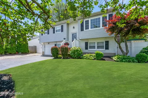 2344 Harbor Dr, Point Pleasant, NJ 08742