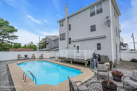 1503 Beach Blvd, Forked River, NJ 08731
