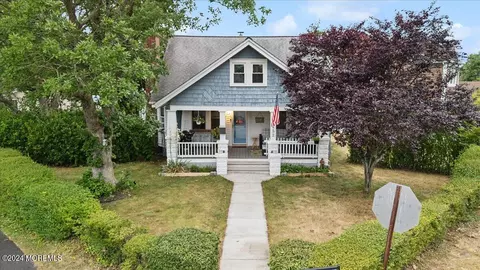 452 Forepeak Ave, Beachwood, NJ 08722