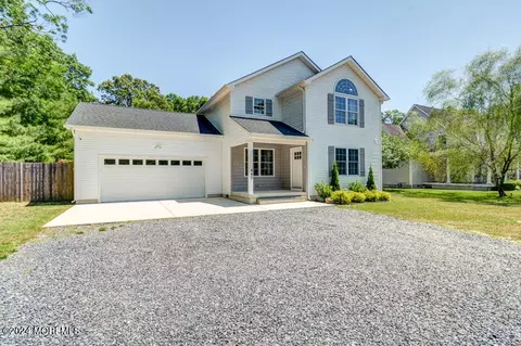 440 S 6th Ave, Galloway, NJ 08205