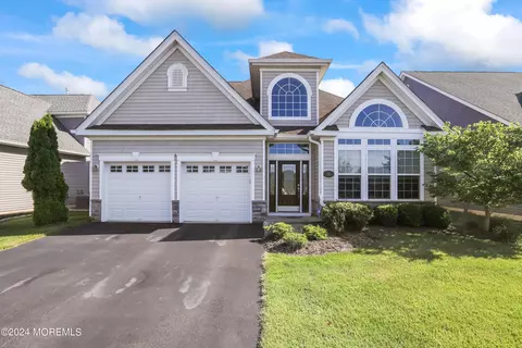 56 Twilight Dr, Barnegat, NJ 08005