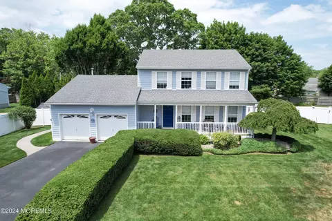 200 Katie Lynn Ct, Brick, NJ 08723