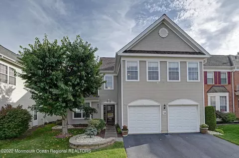 38 Baltusrol Dr, Manalapan, NJ 07726