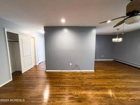 Living - 9 A Corey Ln, Jackson, NJ 08527 photo 2 of 3
