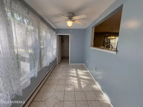 Entry Way - 9 A Corey Ln, Jackson, NJ 08527 photo 2 of 5